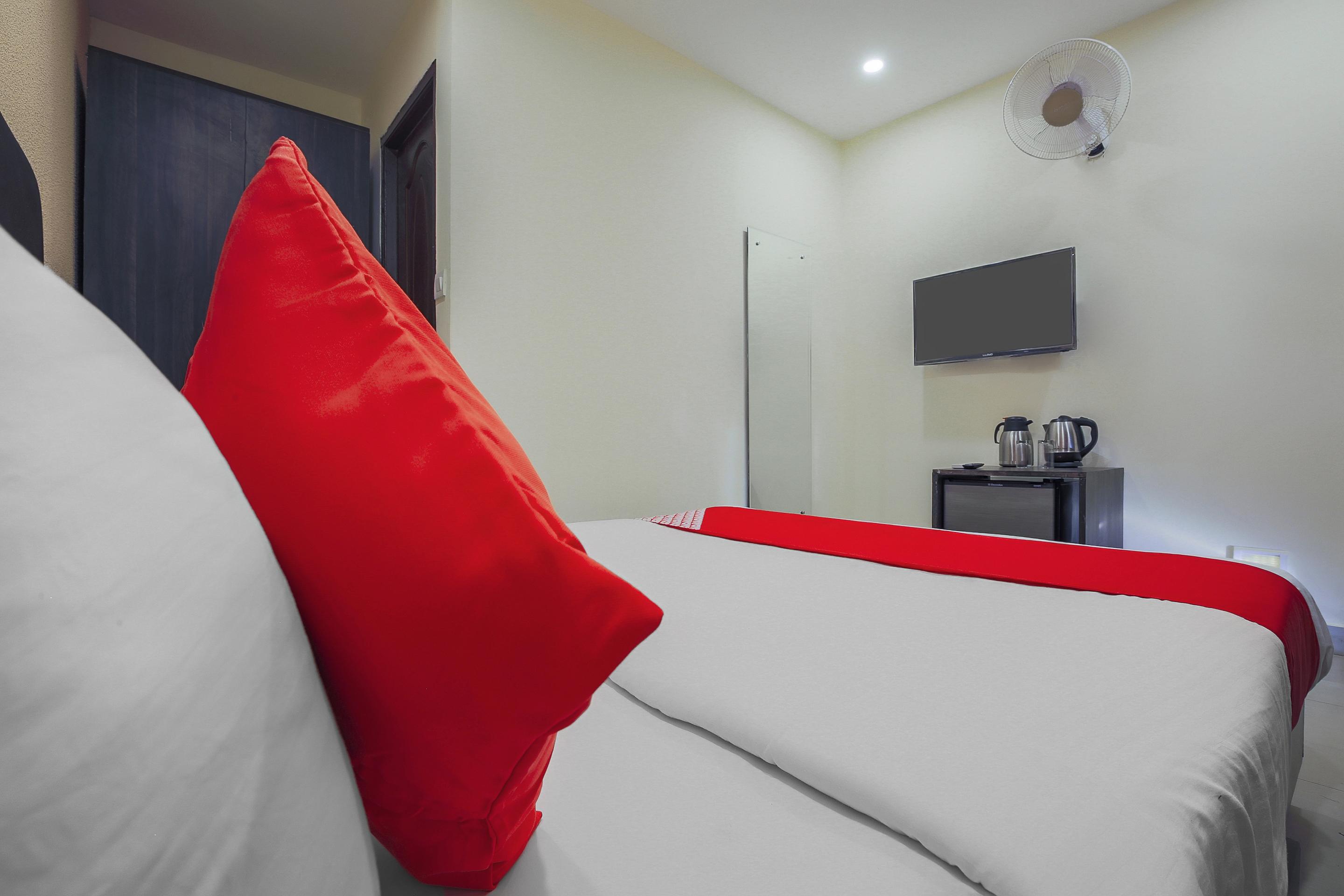 Fabexpress 29 Beach House, Morjim Beach Екстериор снимка
