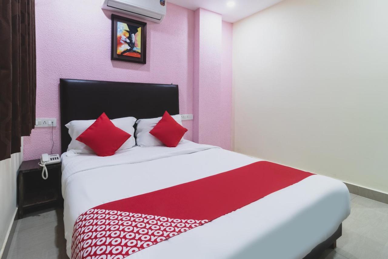 Fabexpress 29 Beach House, Morjim Beach Екстериор снимка