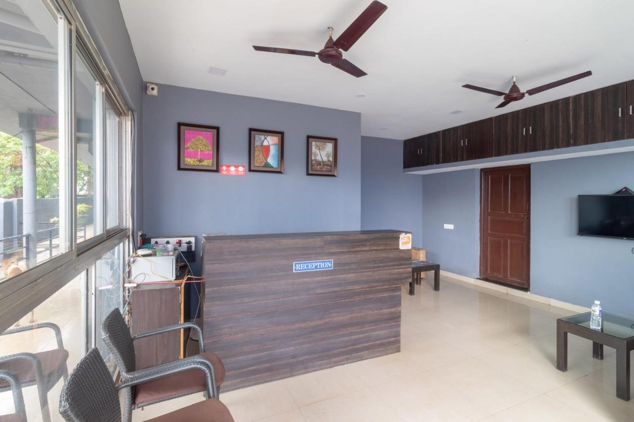 Fabexpress 29 Beach House, Morjim Beach Екстериор снимка