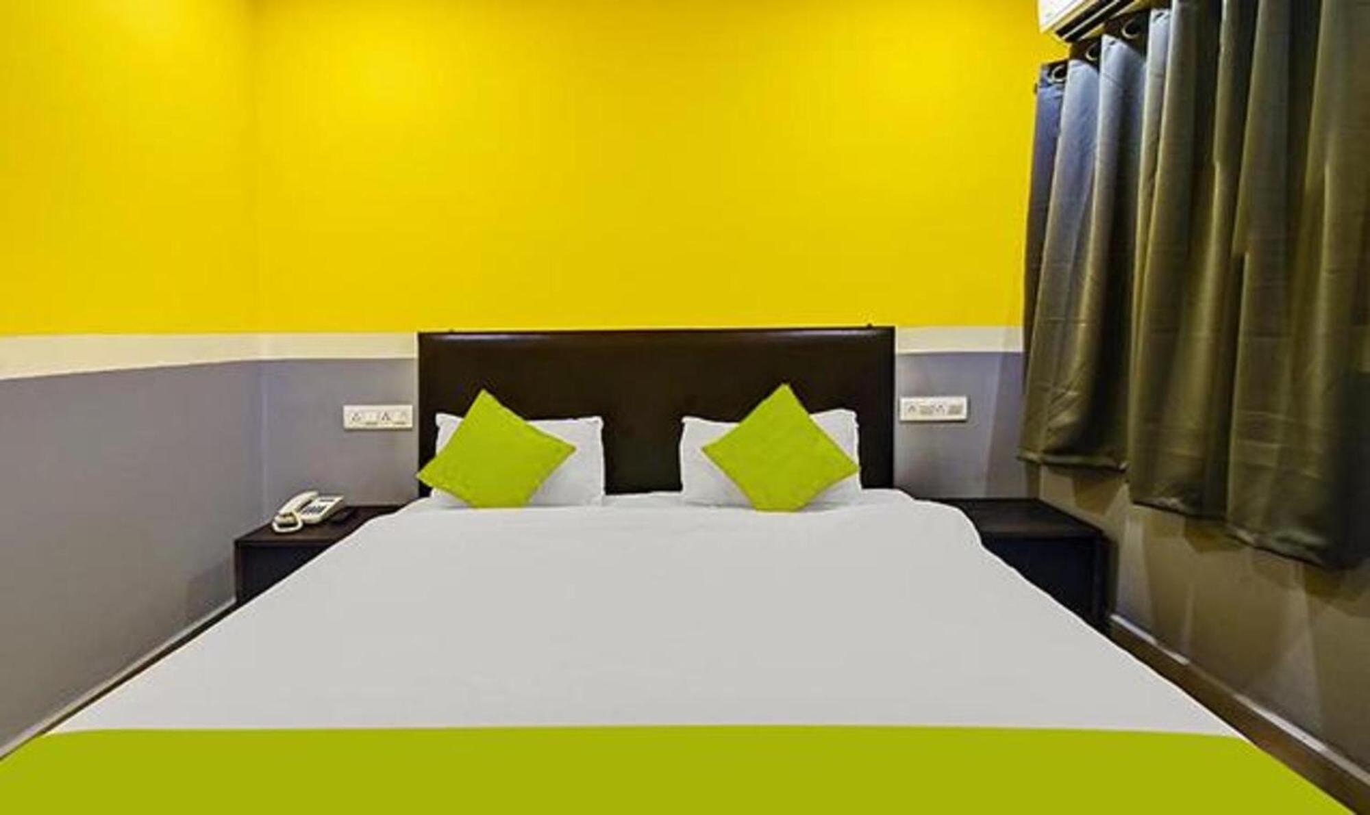 Fabexpress 29 Beach House, Morjim Beach Екстериор снимка